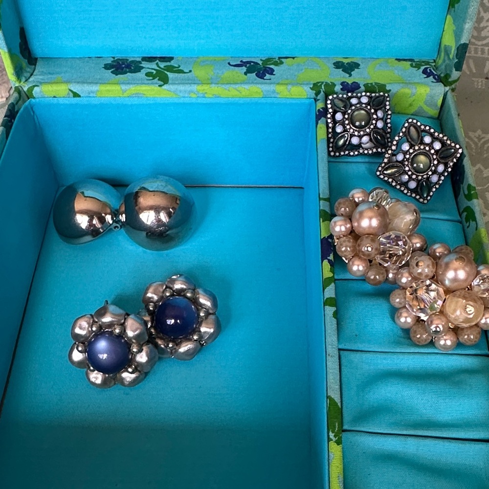 Lot of 4 Mixed Metal and Pearl Women's Earring Set - Blue and Pearl Tones